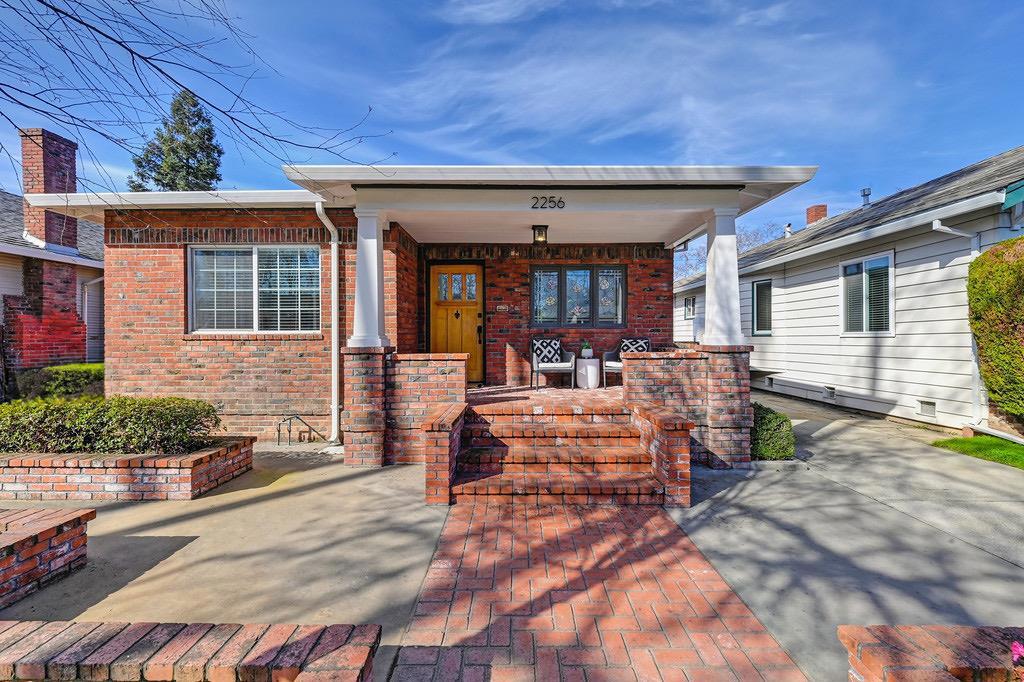 Photo of Listing #ML81993837