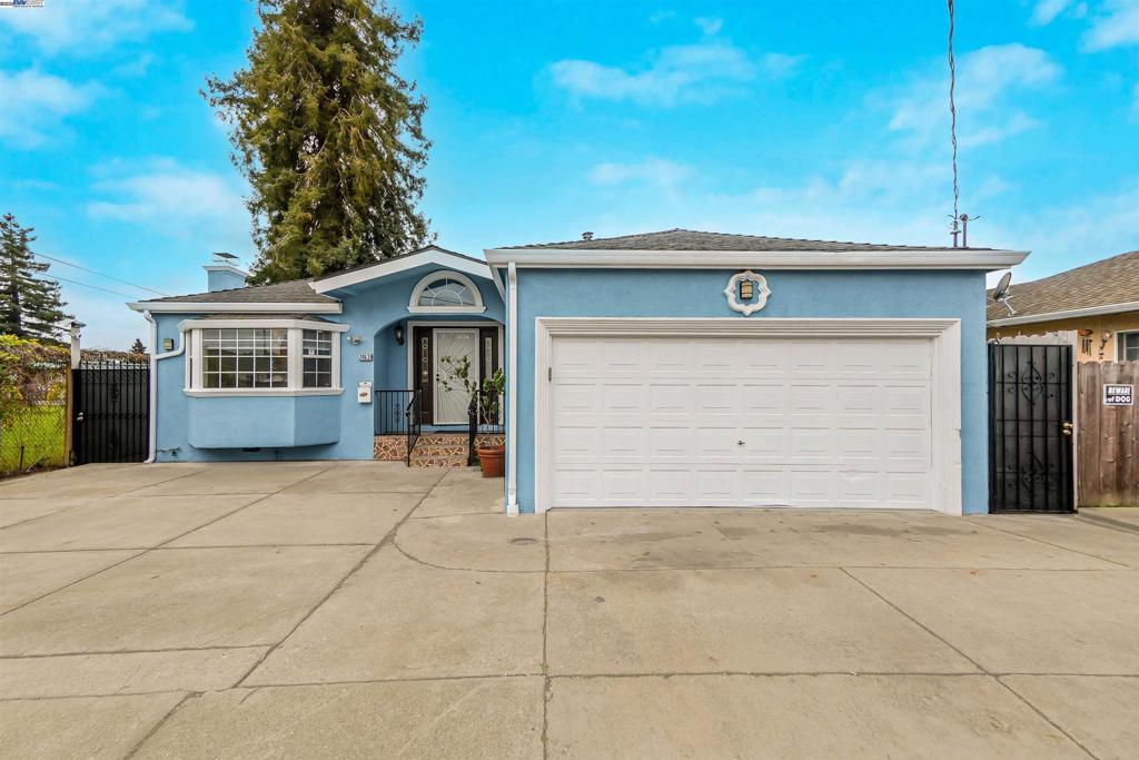 Photo of Listing #41085669