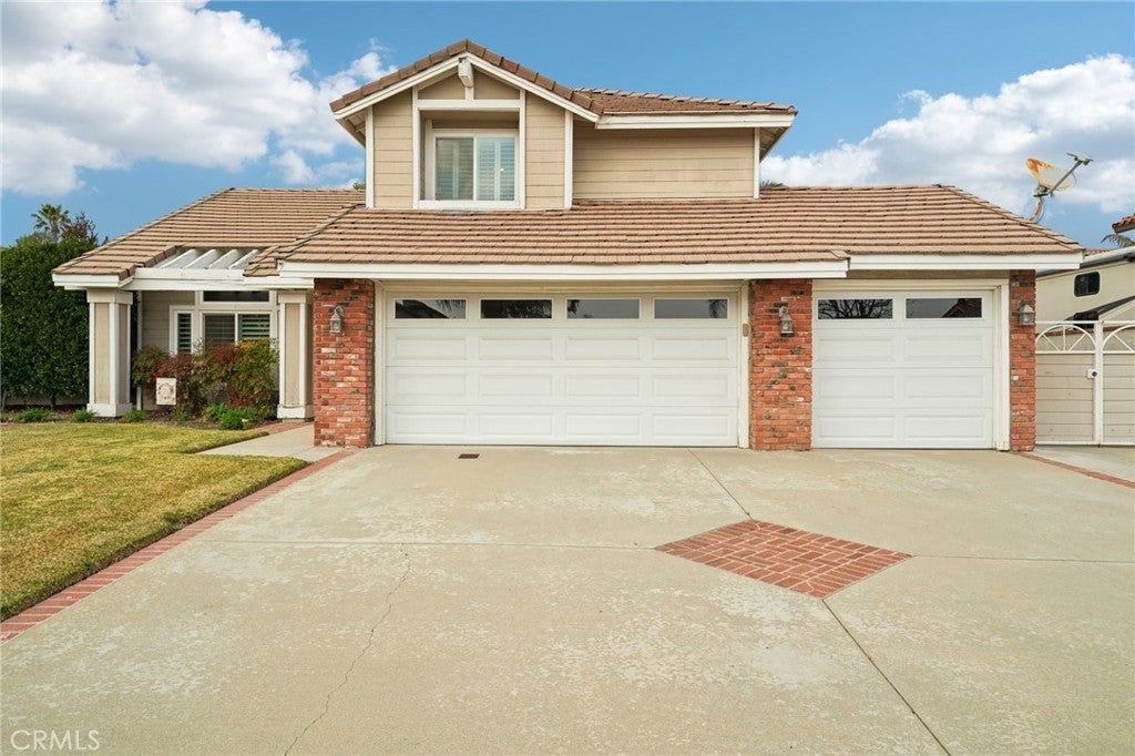 Photo of Listing #IV25032401