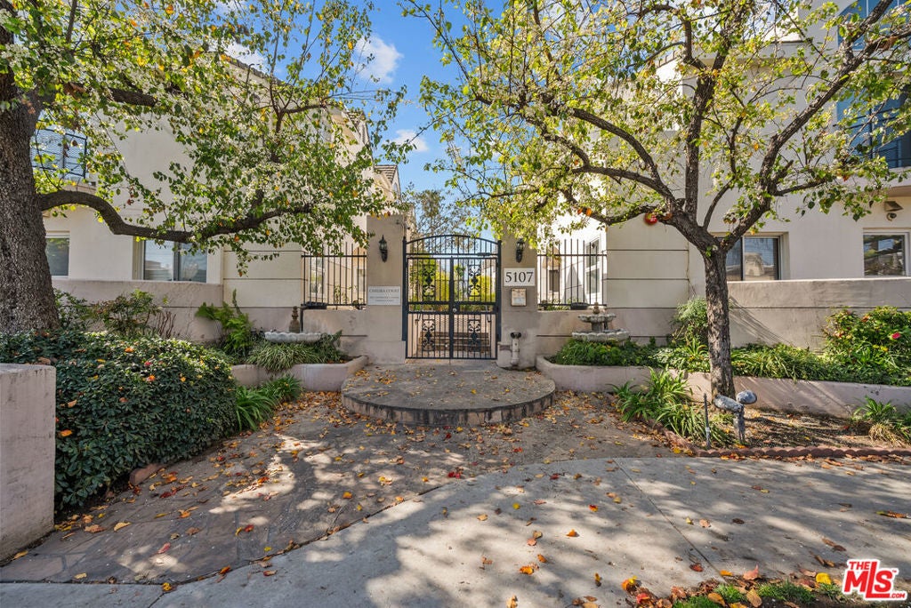 Photo of Listing #25495828