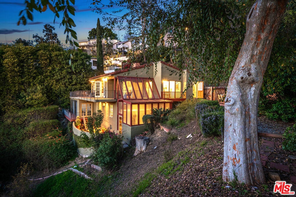 Photo of Listing #25497535