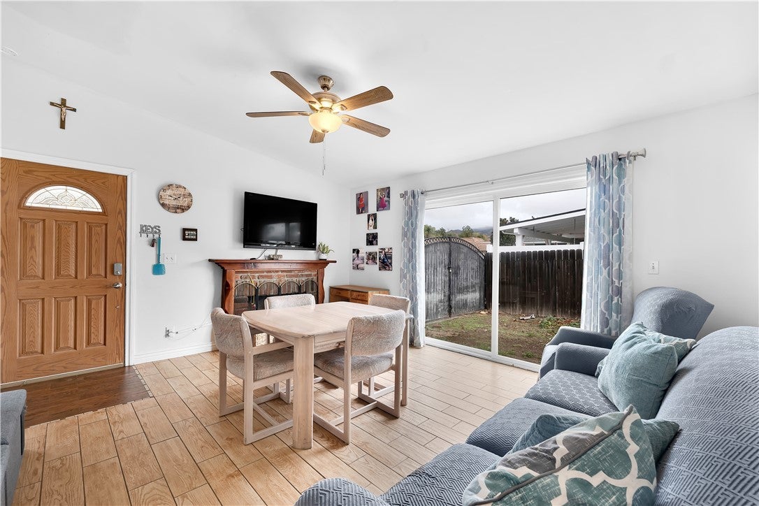 Photo of Listing #SR25019237