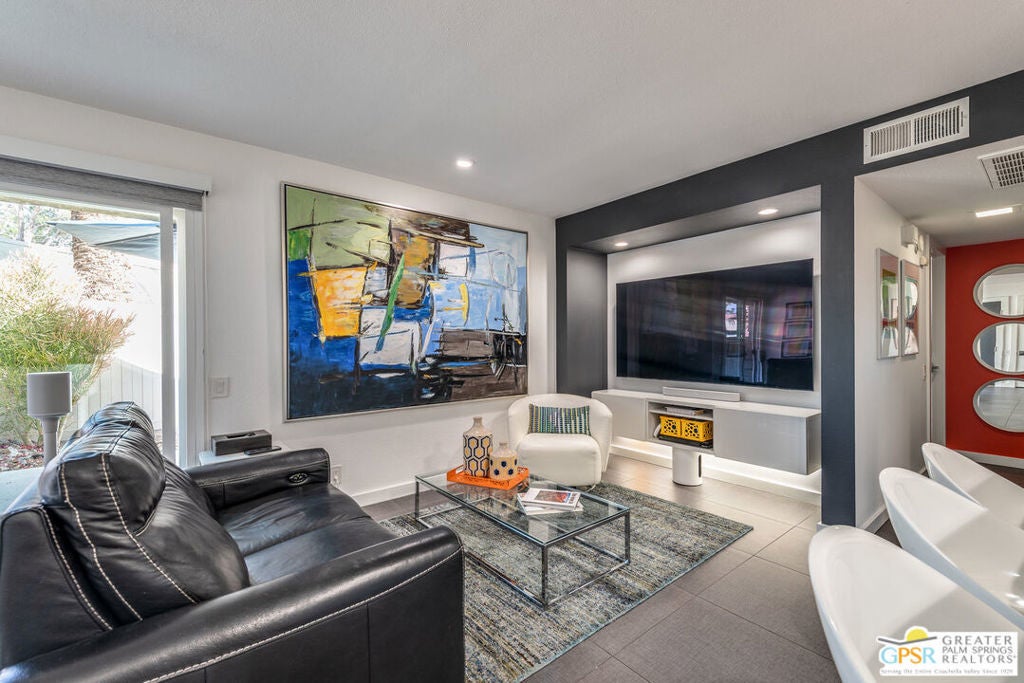 3060 Sunflower Circle, Palm Springs