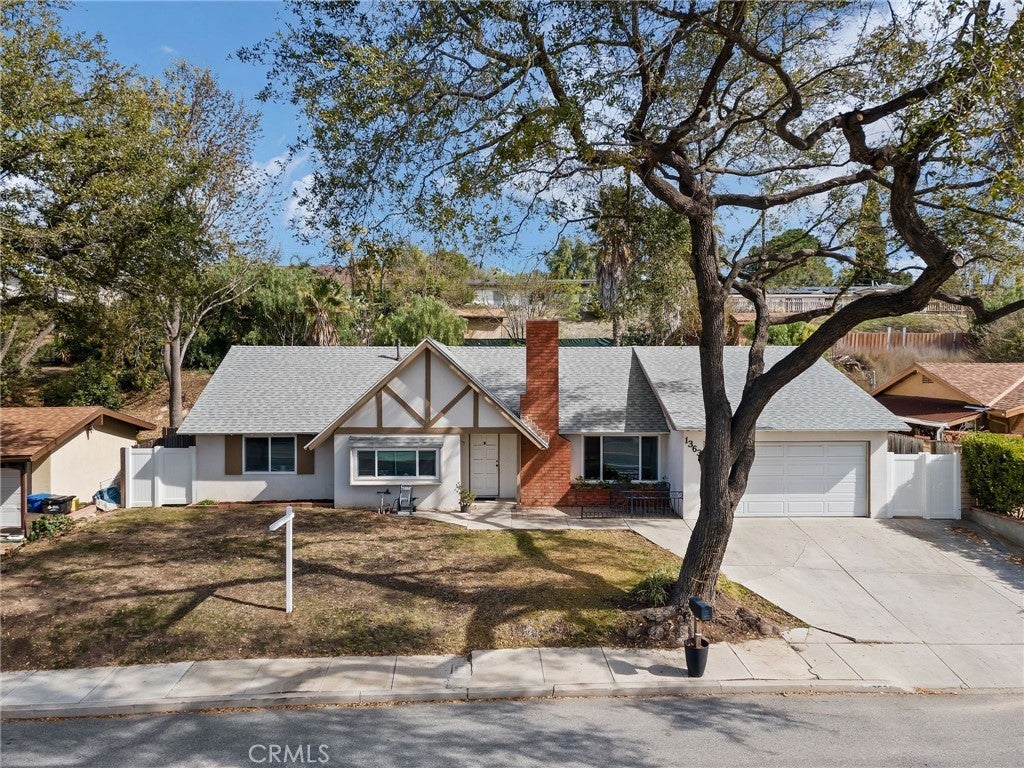 Photo of Listing #SR25033285