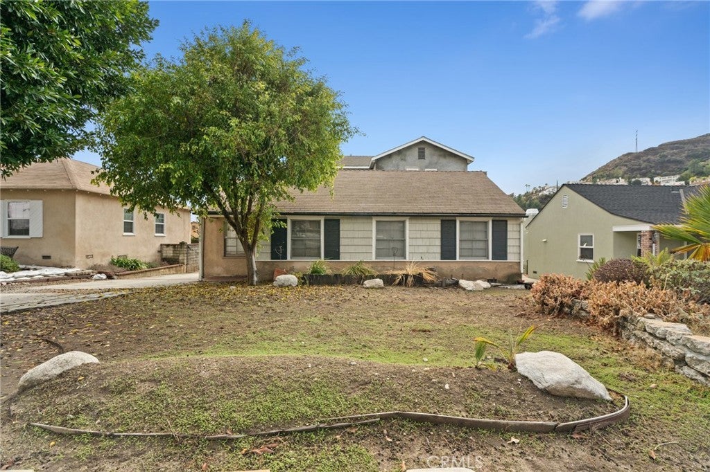 Photo of Listing #SR25027955