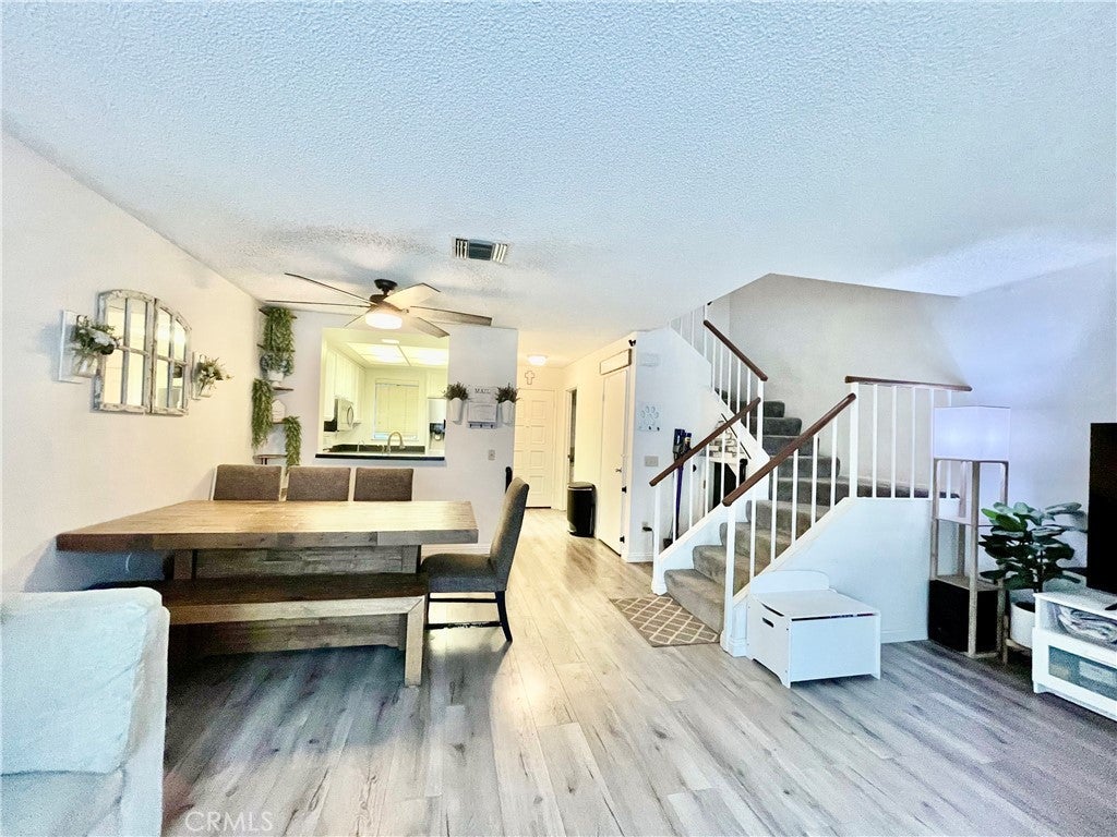 Photo of Listing #OC25033358