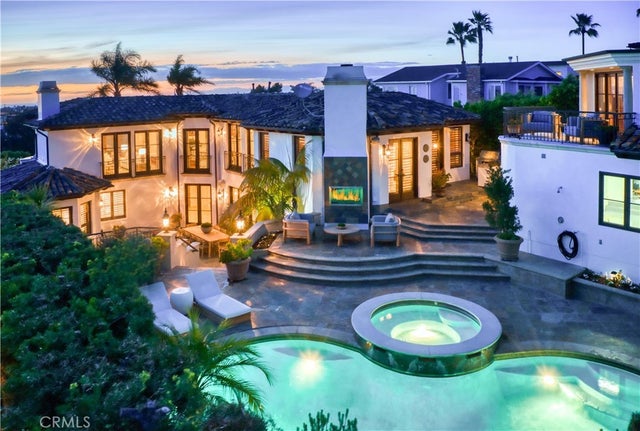 212 John Street, Manhattan Beach.