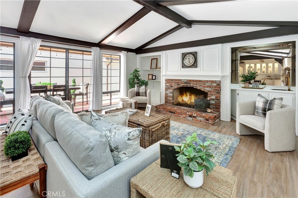 Photo of Listing #PW25030697