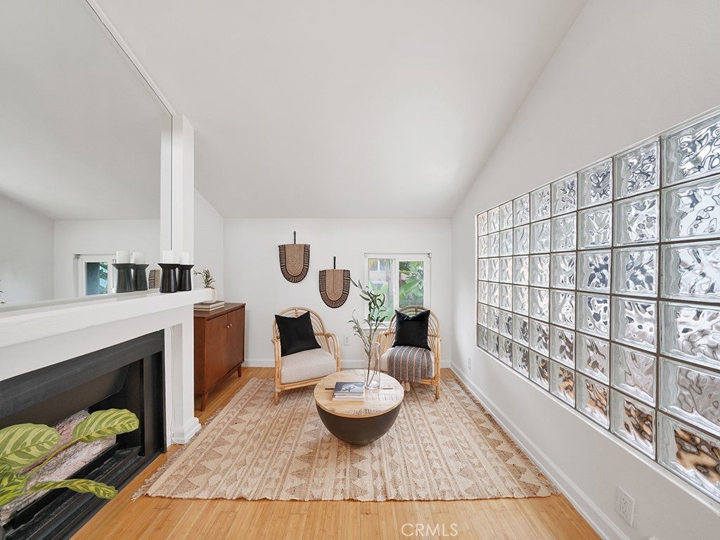 Photo of Listing #OC25033739