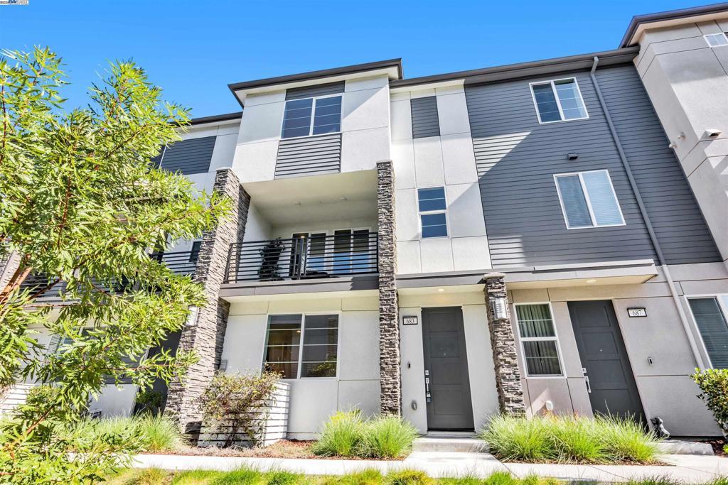 Photo of Listing #41085921