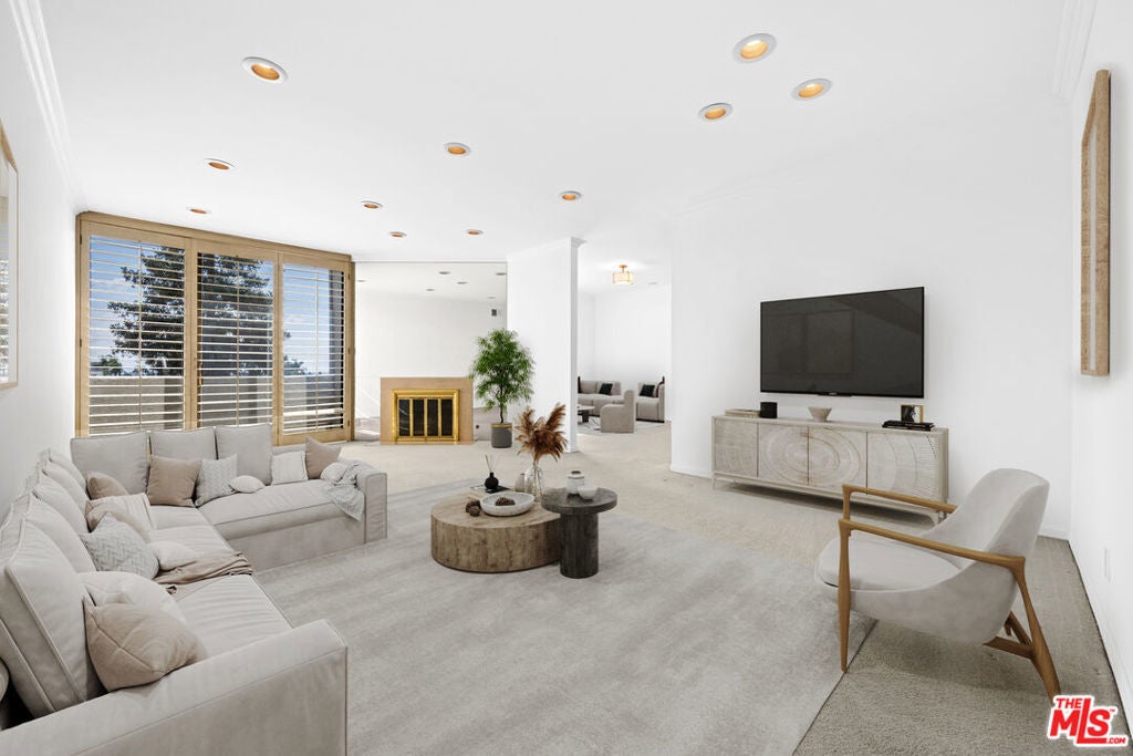 Photo of Listing #25498135