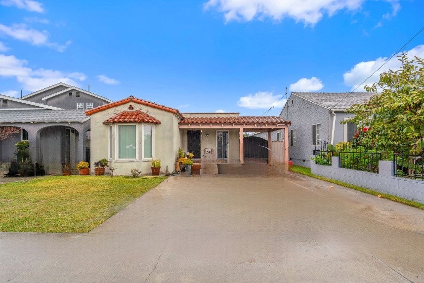 Photo of Listing #DW25025840