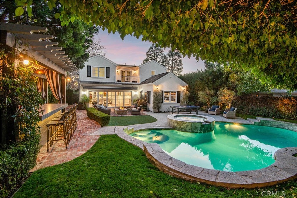 2524 Via Pacheco