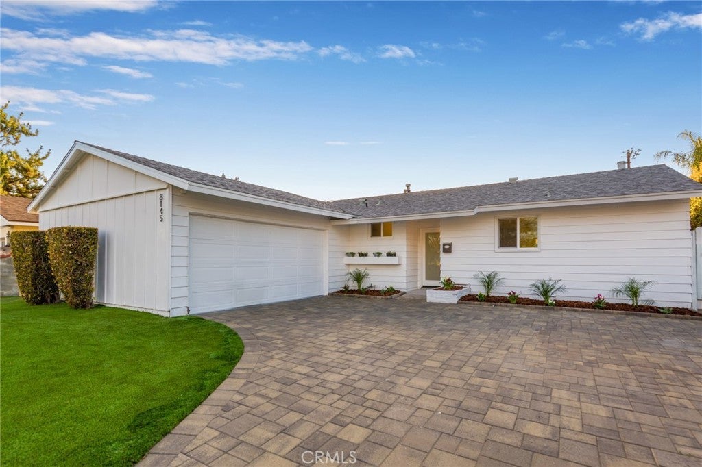 Photo of Listing #SR25020488