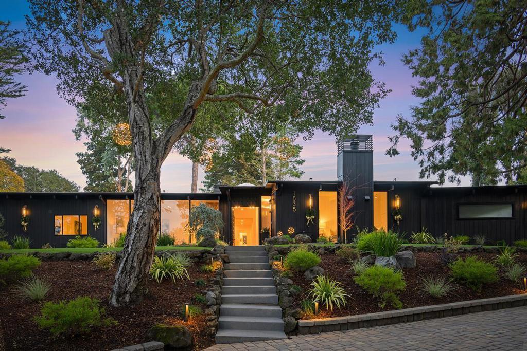 Photo of Listing #ML81994241