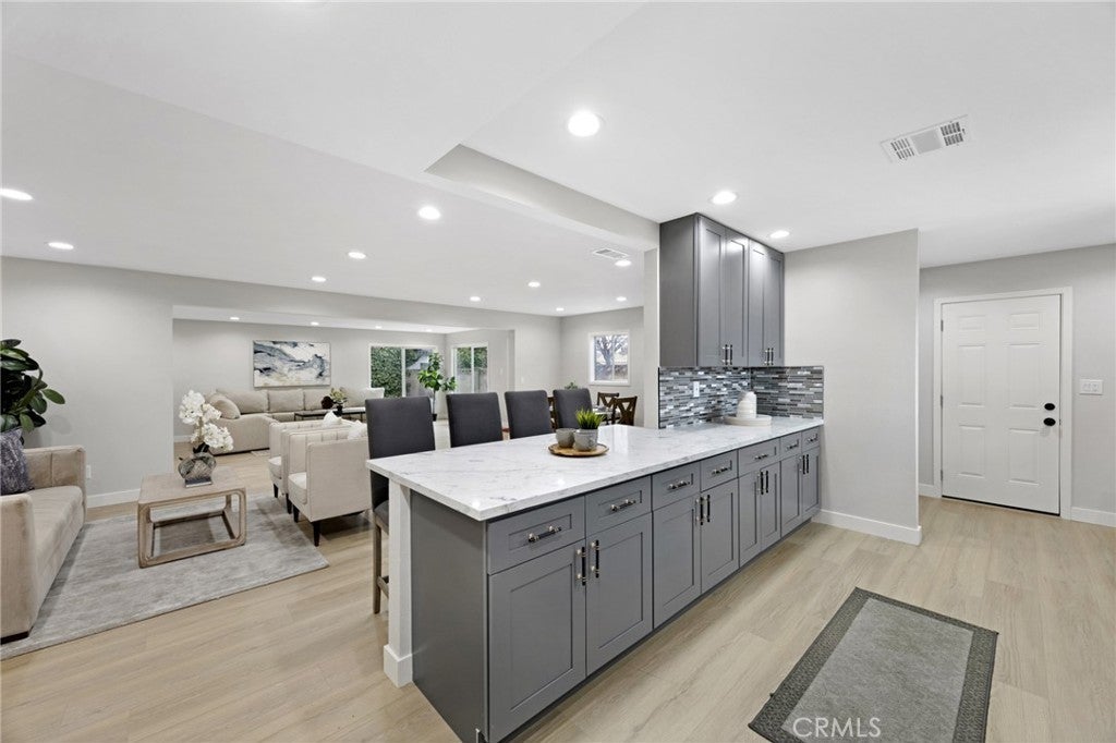 Photo of Listing #TR25034503