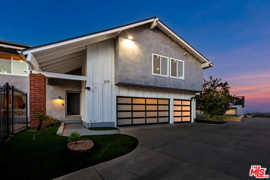 Photo of Listing #25498743