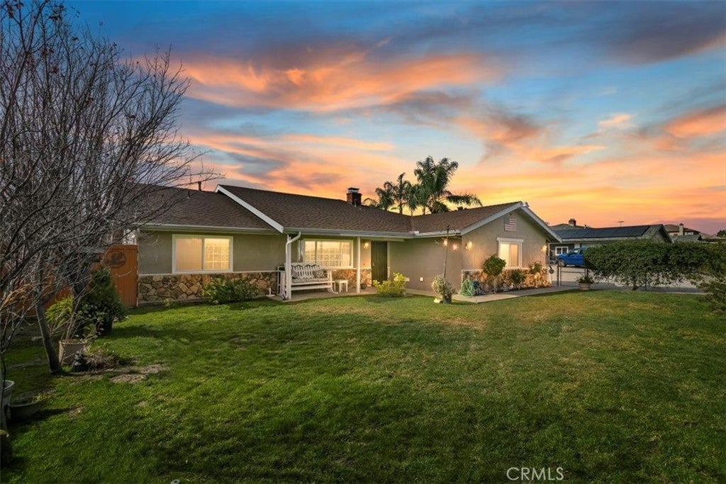 Photo of Listing #IV25000703