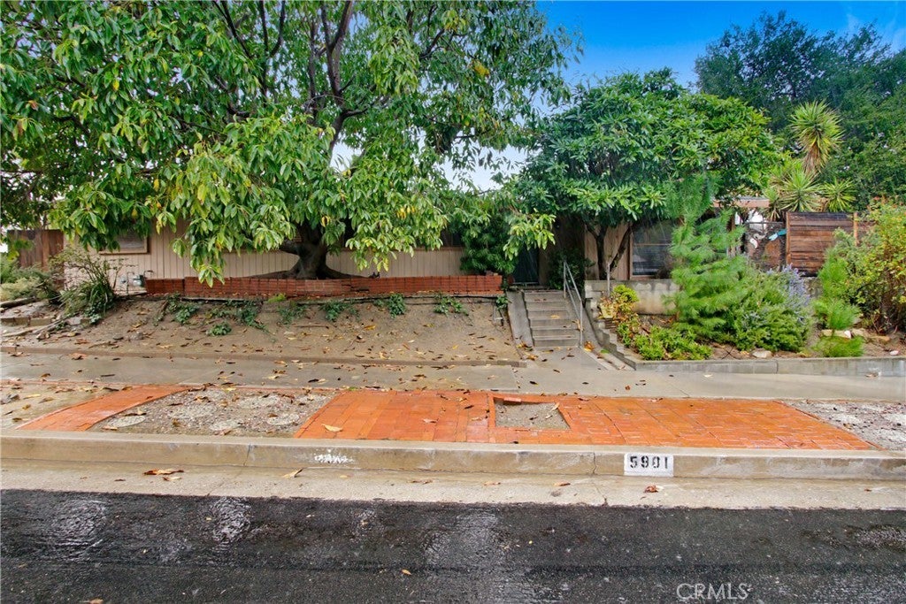 Photo of Listing #DW25034782