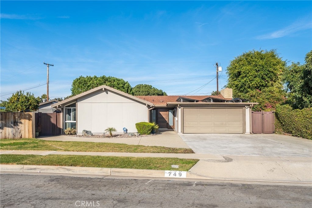 Photo of Listing #CV25033823