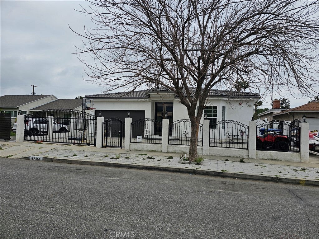 Photo of Listing #SR25035527