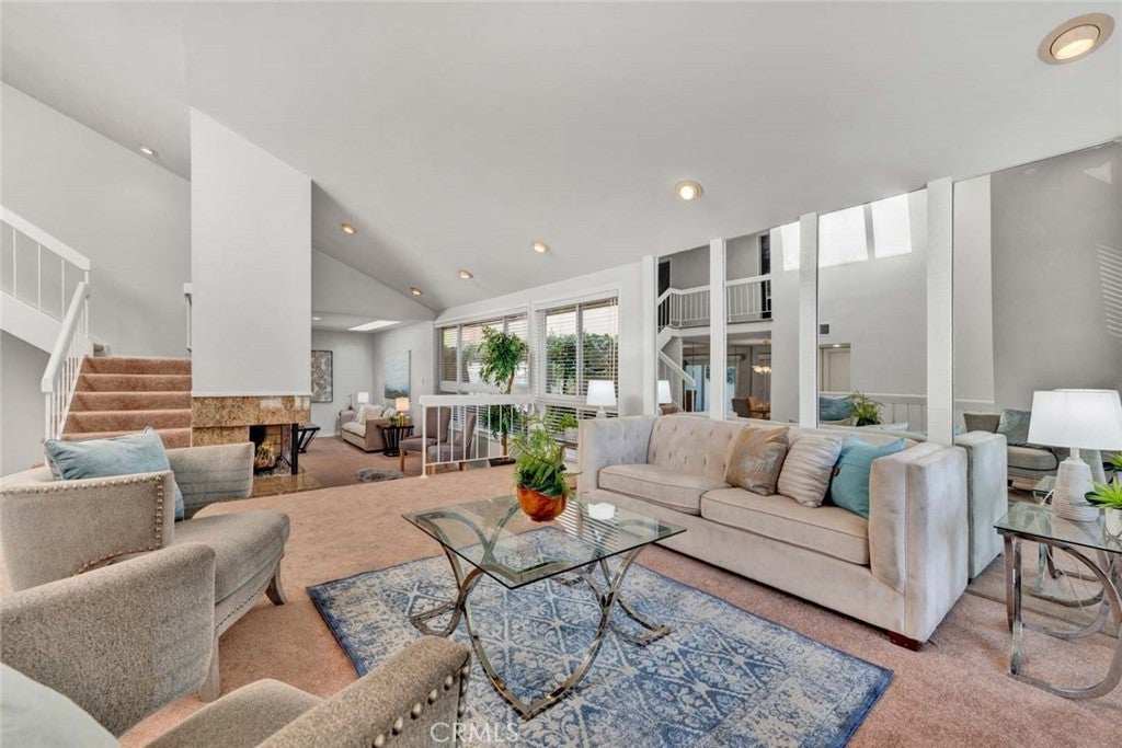 Photo of Listing #OC24255779