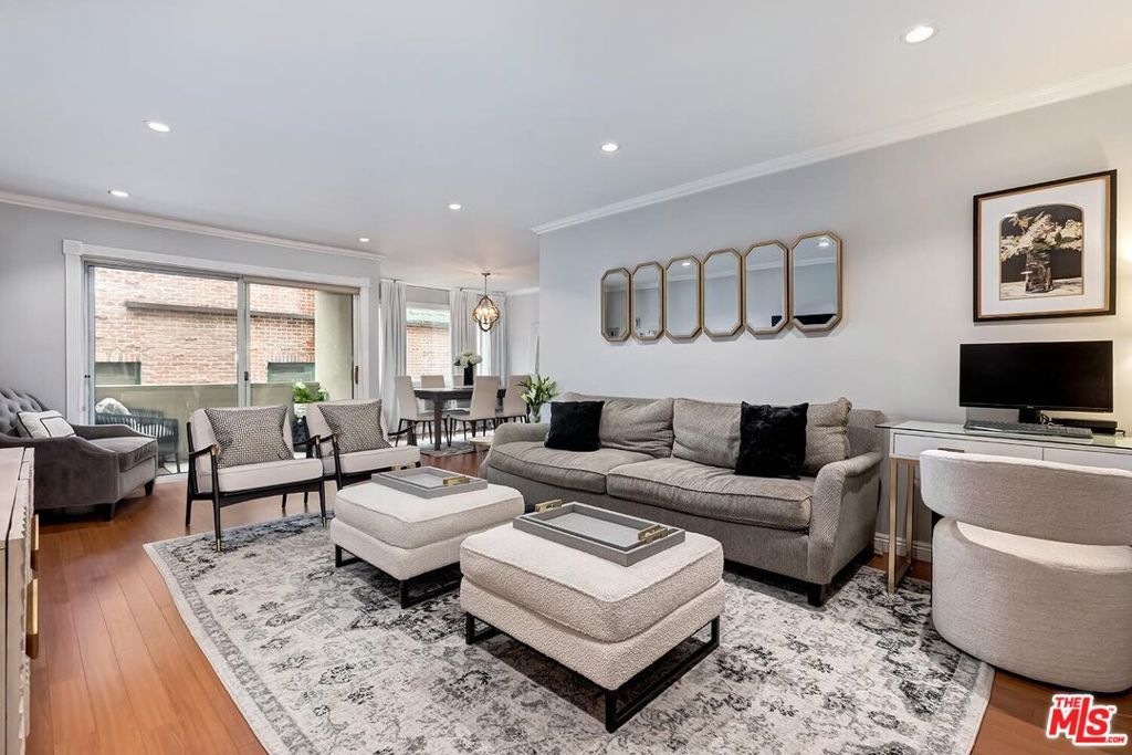 Photo of Listing #25497427