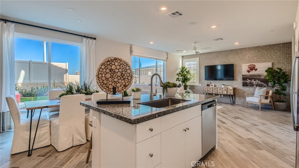 Photo of Listing #SW25035958