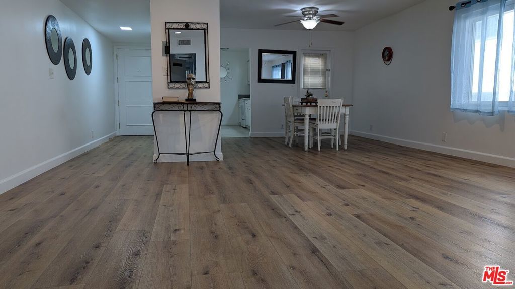 Photo of Listing #25499815