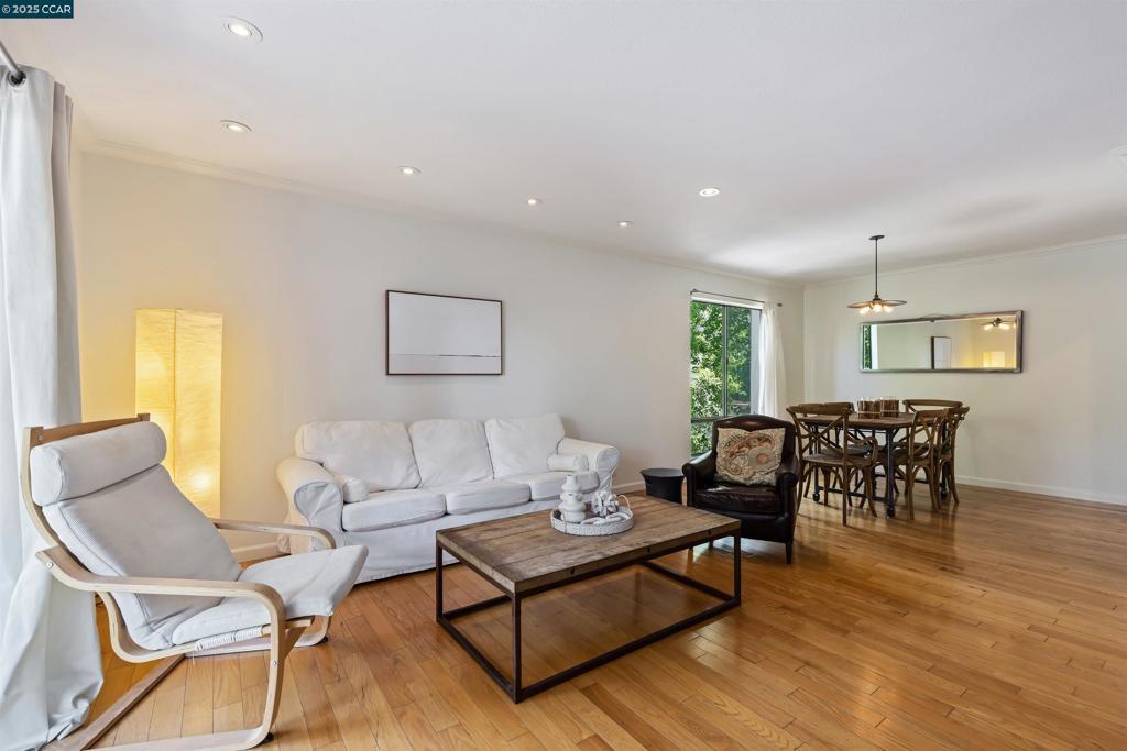 Photo of Listing #41086283