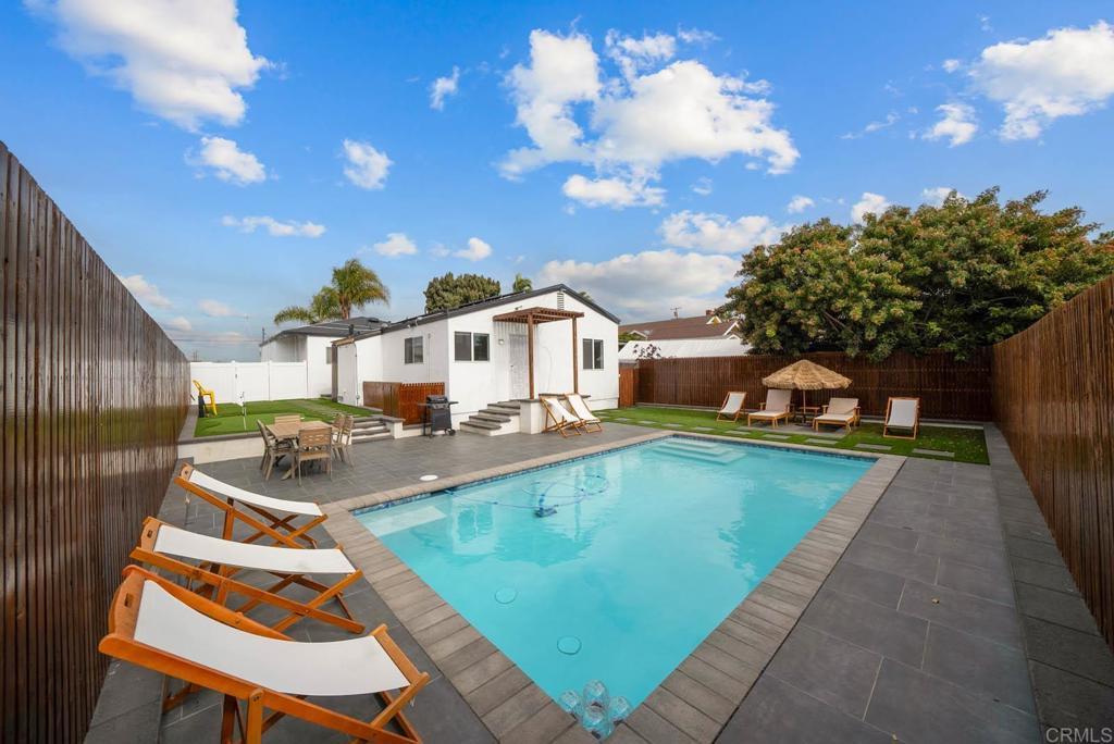 Photo of Listing #PTP2501229