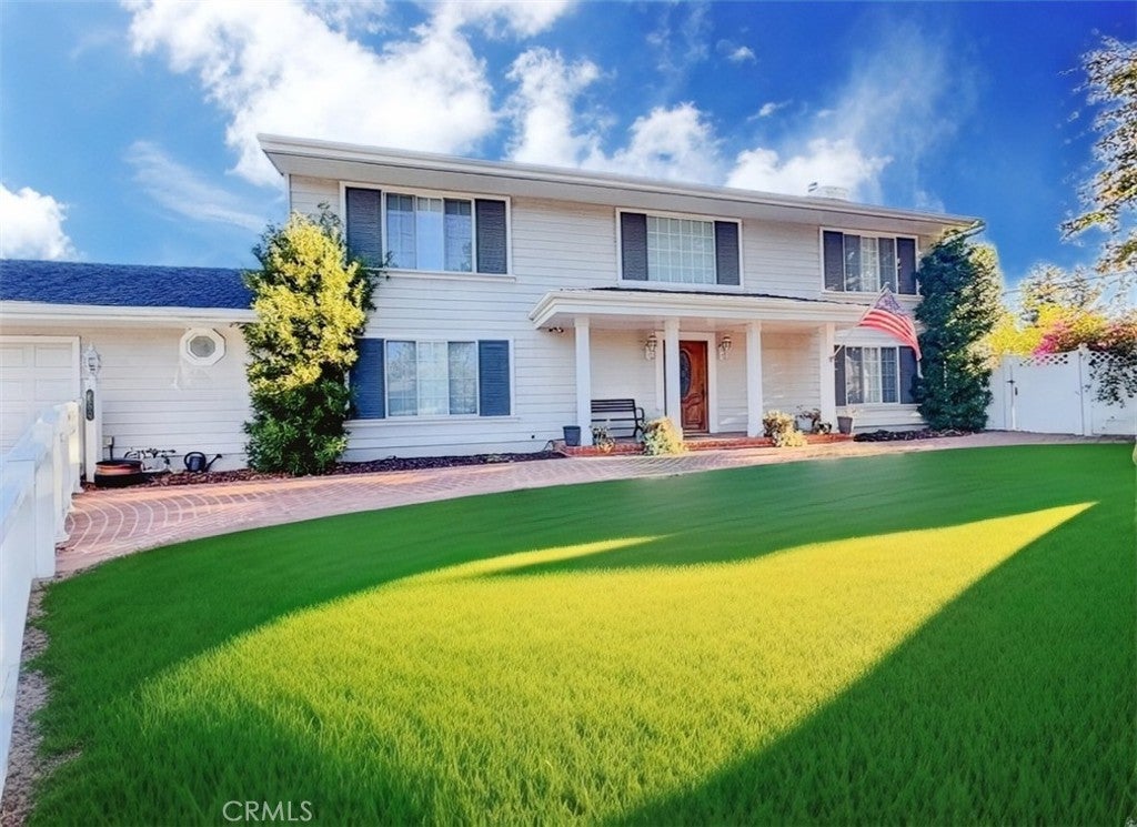 Photo of Listing #SR25036383