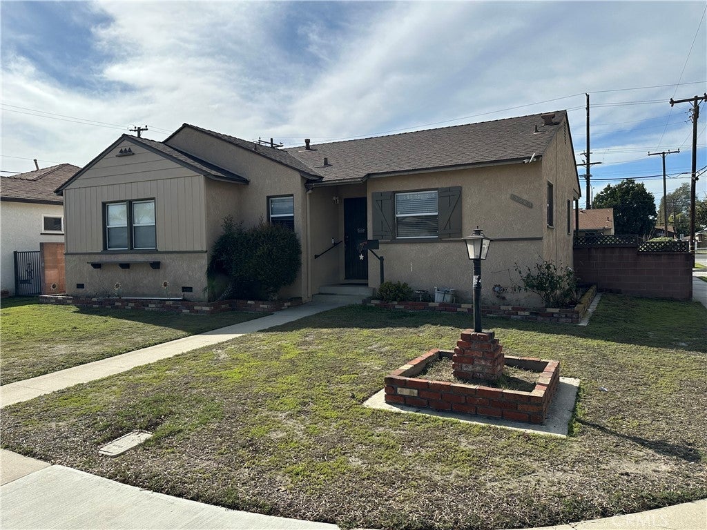 Photo of Listing #OC25036176