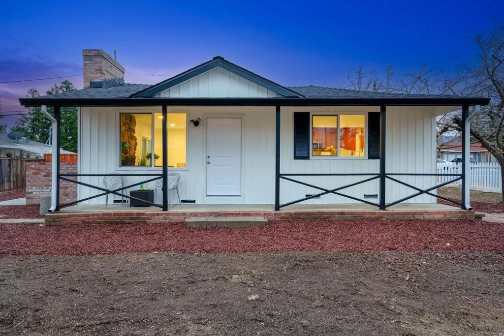 Photo of Listing #ML81994553