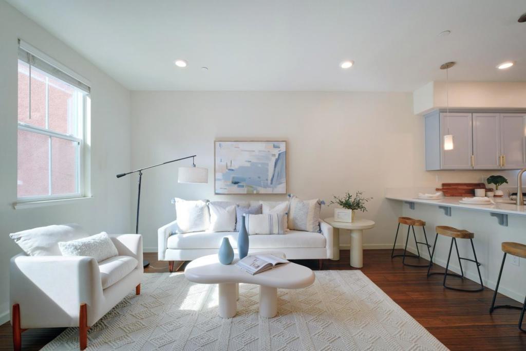 Photo of Listing #ML81987975