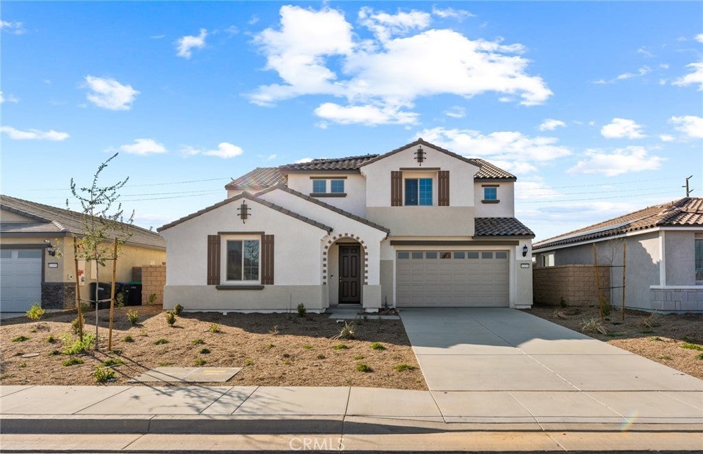 Photo of Listing #IV25036917