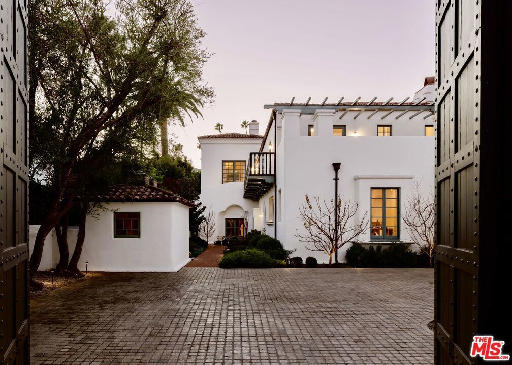 Photo of Listing #25499945