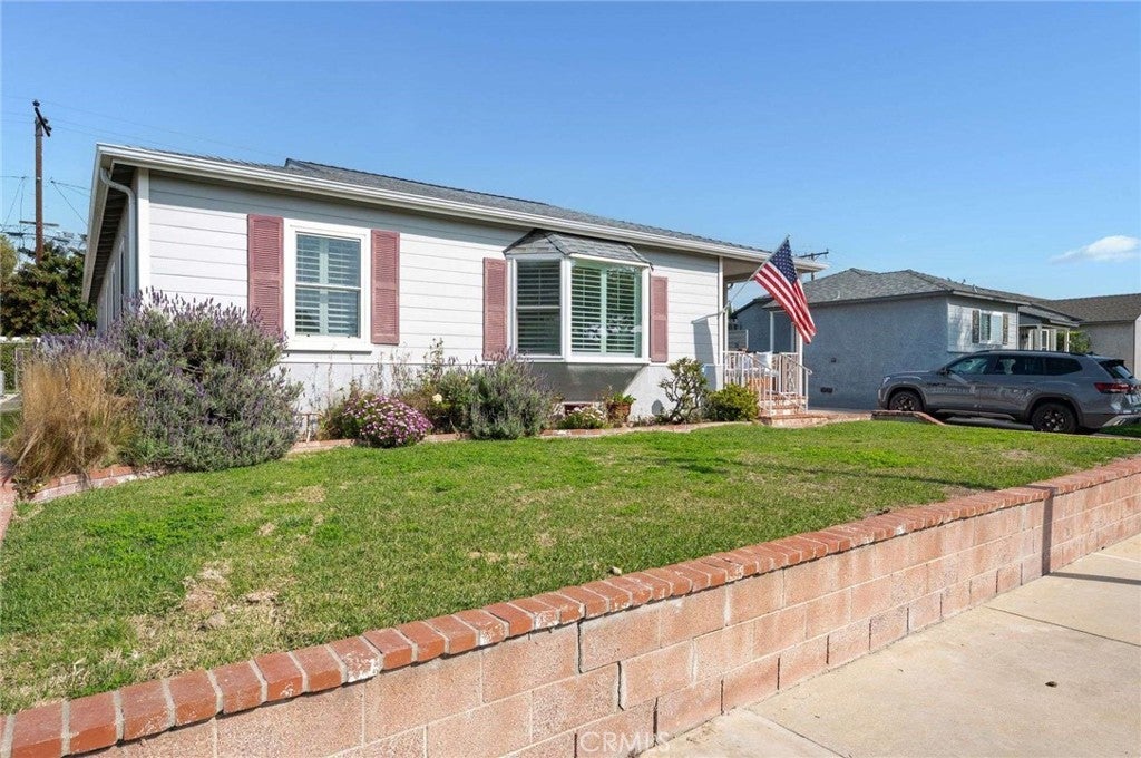 Photo of Listing #PW25036617