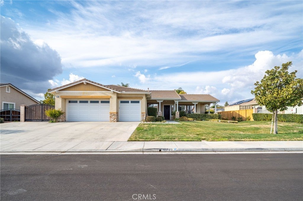 Photo of Listing #SW25037457