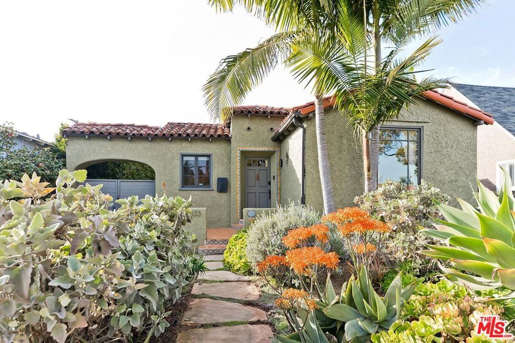 Photo of Listing #25499977