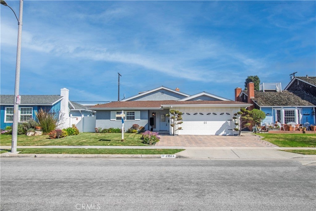 Photo of Listing #SB25037516