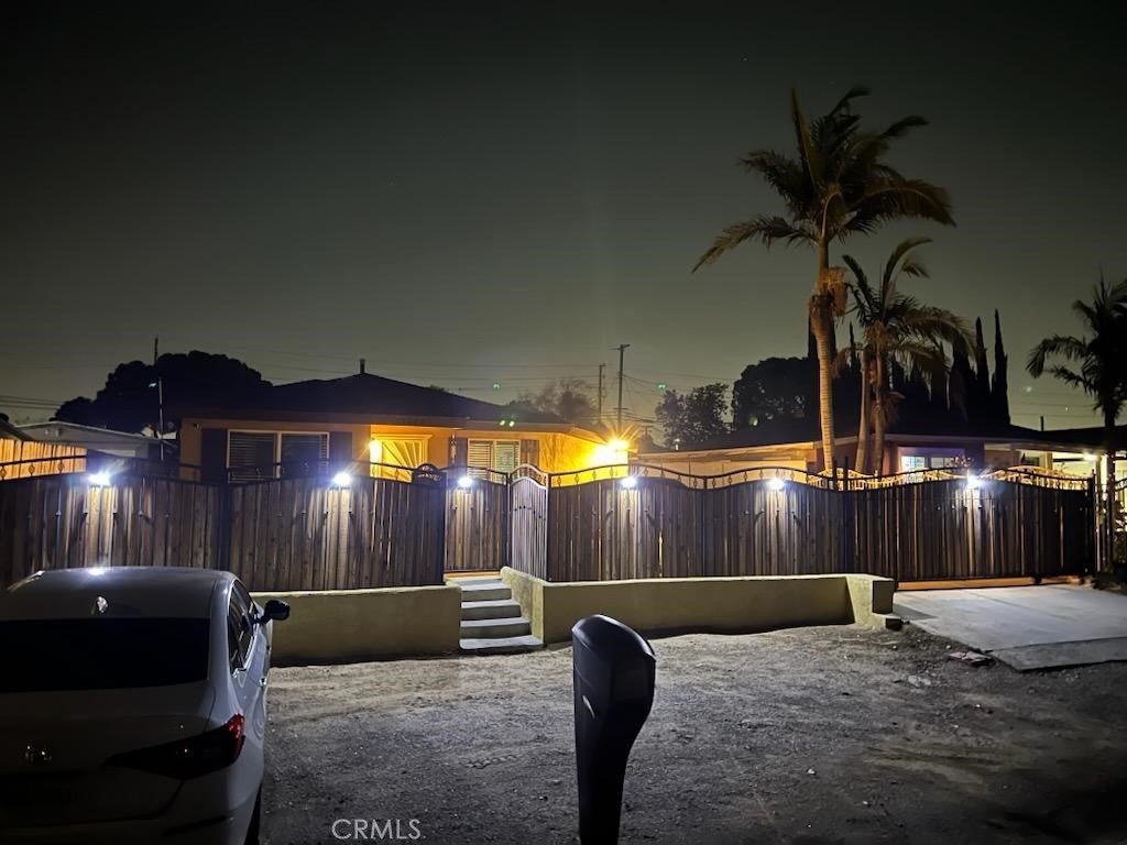 Photo of Listing #IV25037444