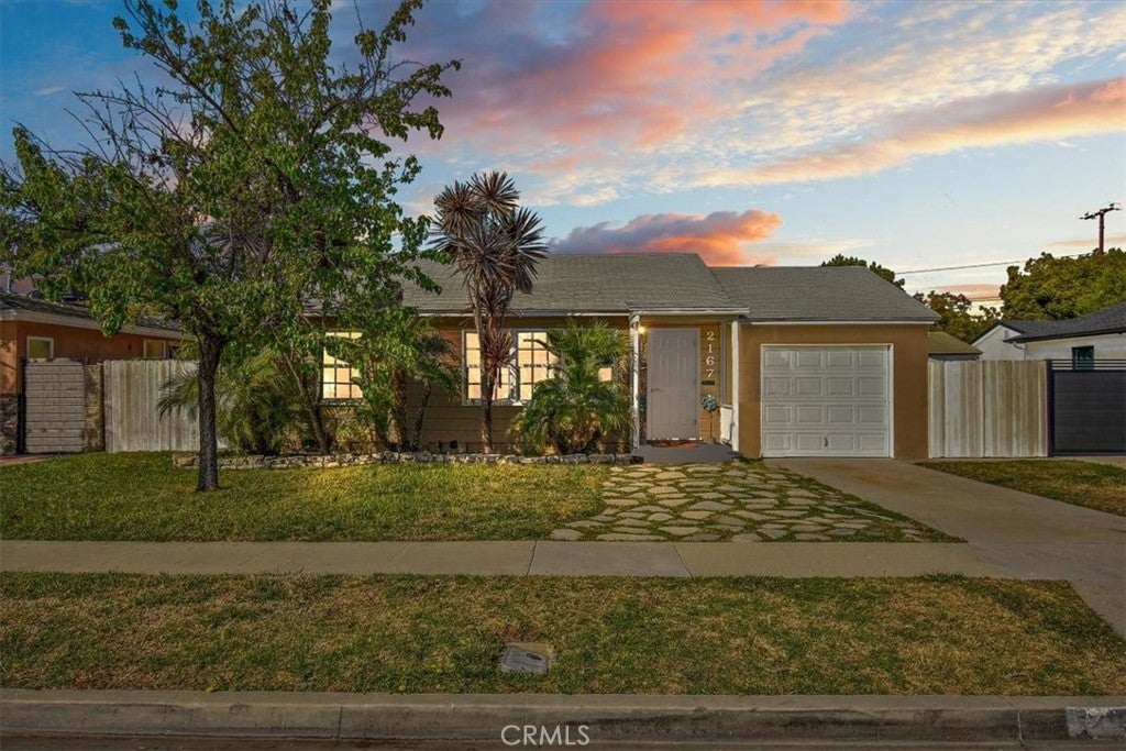 Photo of Listing #SB25037445