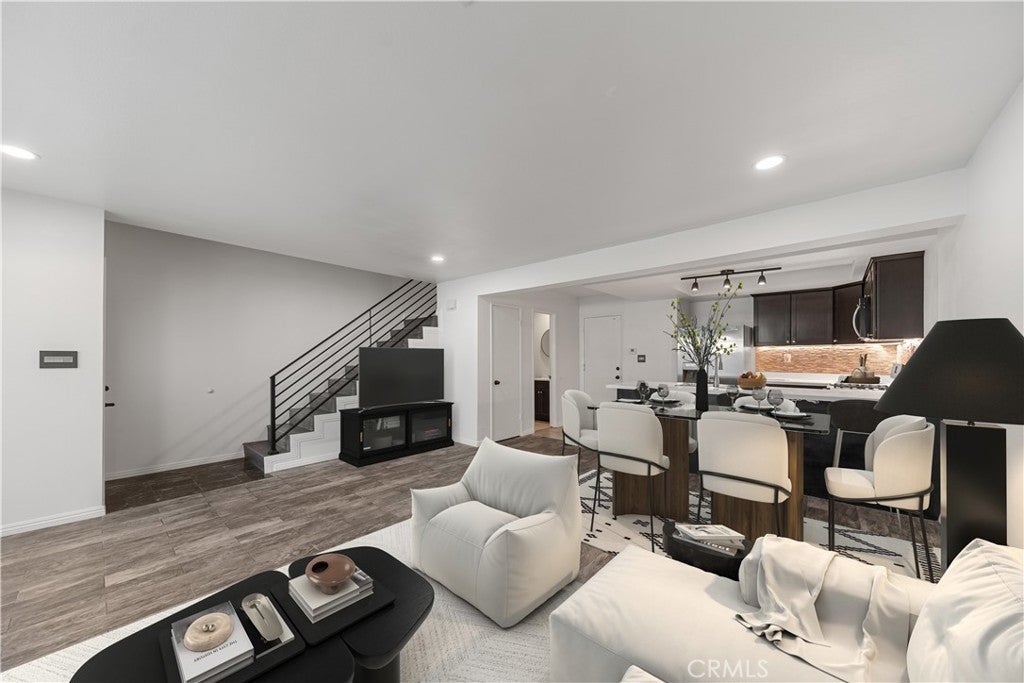 Photo of Listing #TR25037716