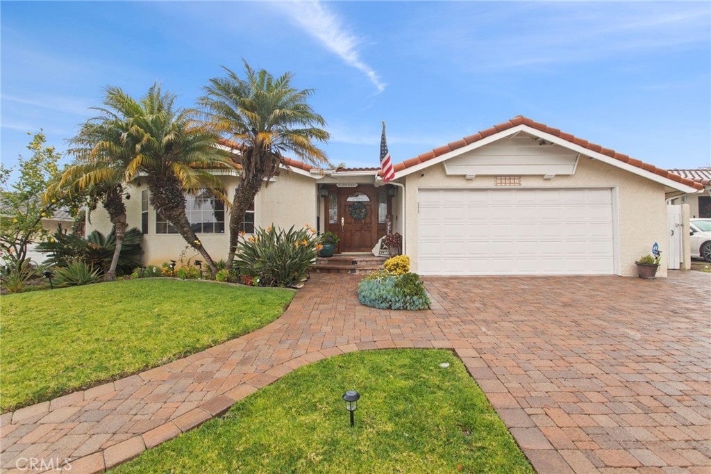 Photo of Listing #TR25037610