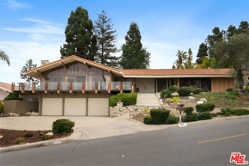 Photo of Listing #25498791