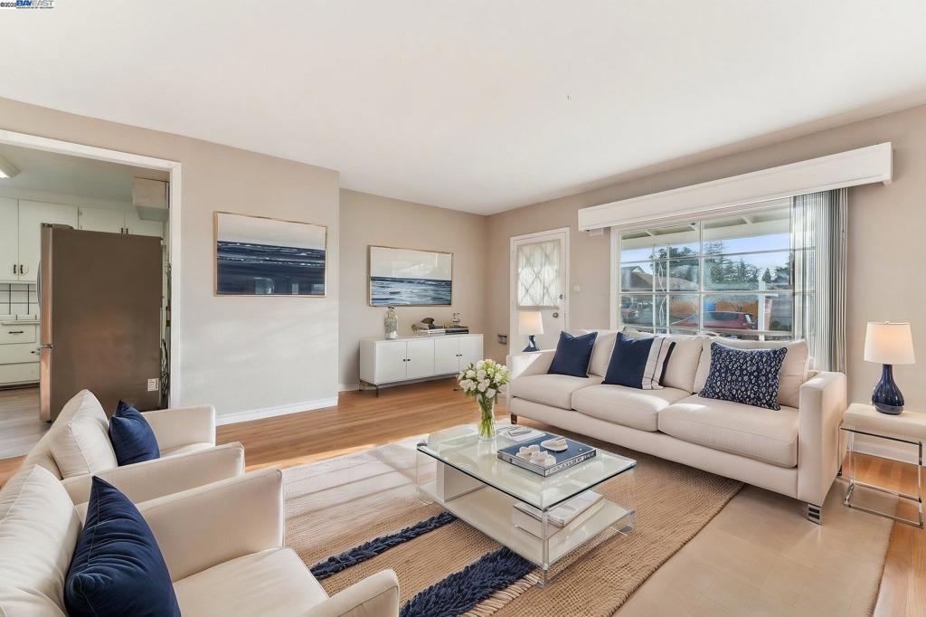 Photo of Listing #41086511