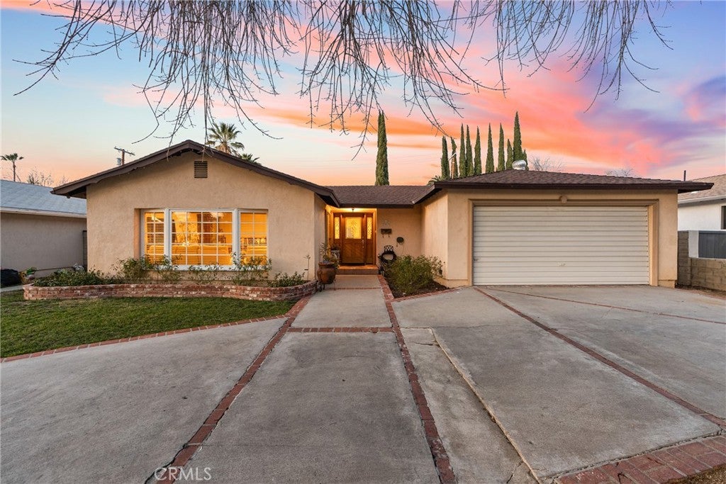 Photo of Listing #SR25037828