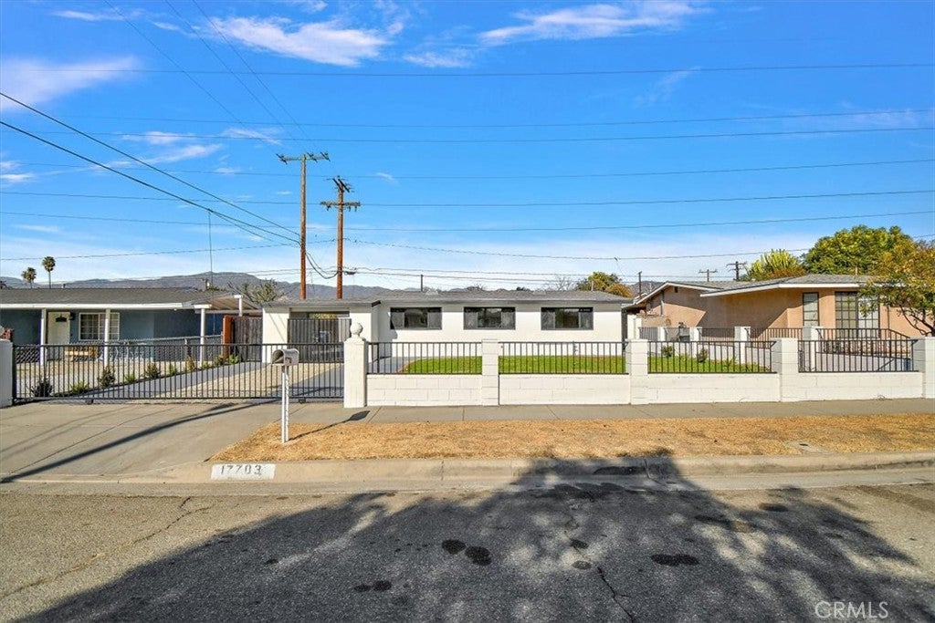 Photo of Listing #SB25037883