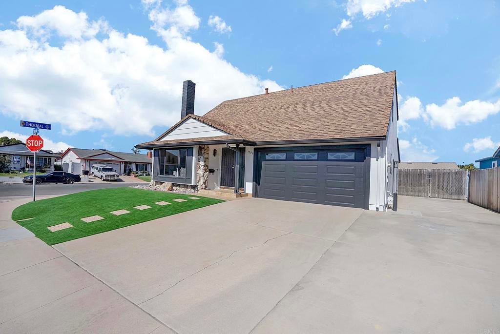 Photo of Listing #PTP2501282